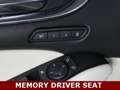 Used 2023 Buick Enclave Avenir w/ Avenir Technology Package image 15