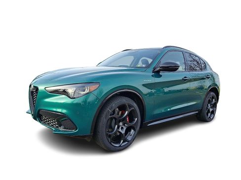 New 2025 Alfa Romeo Stelvio Sprint image 2