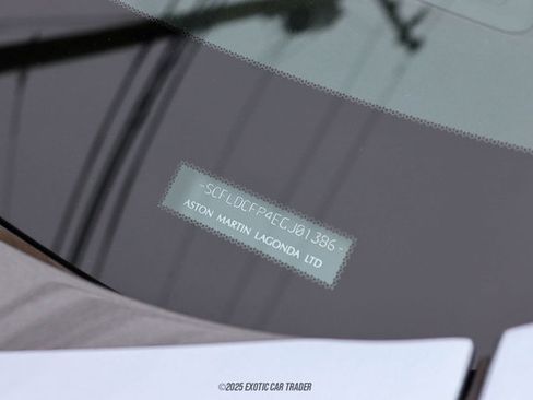 Used 2014 Aston Martin Vanquish Coupe image 25