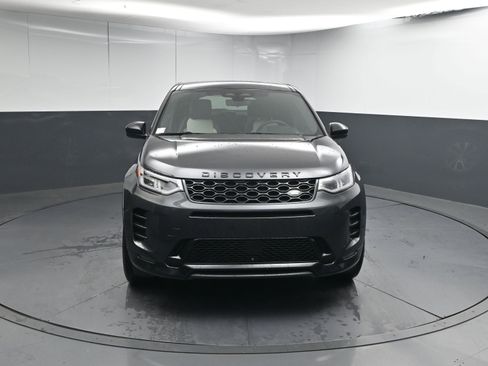 Certified 2025 Land Rover Discovery Sport Dynamic SE image 26