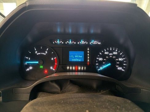 Used 2018 Ford F250 XL w/ Power Equipment Group AWD/4WD image 28