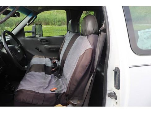 Used 2003 Ford F150 XL AWD/4WD image 9