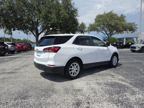 Certified 2024 Chevrolet Equinox LS FWD image 4