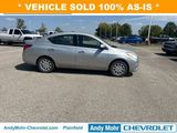 Used 2014 Nissan Versa SV image 2