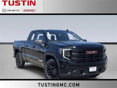 New 2026 GMC Sierra 1500 Elevation w/ LPO, Elevation Black Package