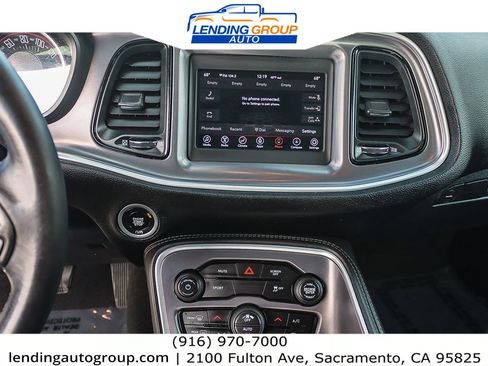 Used 2019 Dodge Challenger SXT image 12