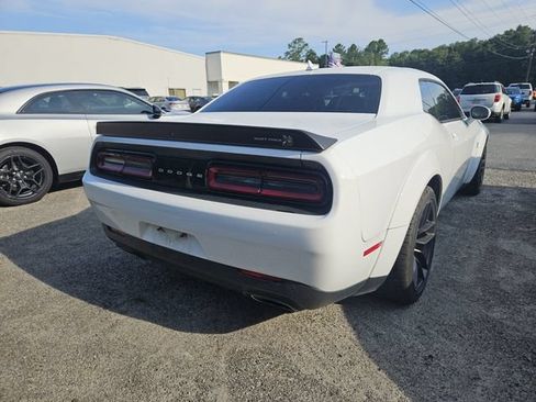 Used 2022 Dodge Challenger R/T Scat Pack RWD image 7