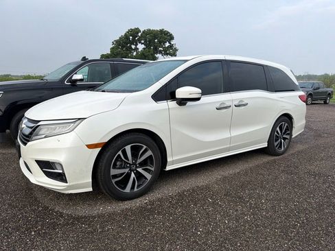 Used 2019 Honda Odyssey Elite image 1