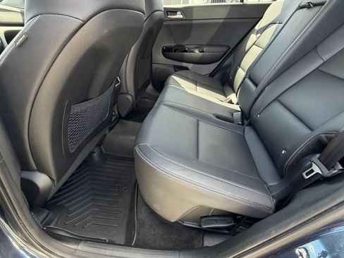 Used 2021 Kia Sportage EX FWD image 19