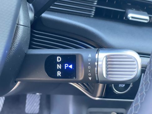 Certified 2025 Hyundai Ioniq 5 SE image 18