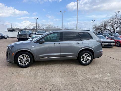 Used 2020 Cadillac XT6 Sport w/ Platinum Package AWD/4WD image 5