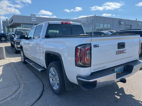 Used 2018 GMC Sierra 1500 SLT image 4