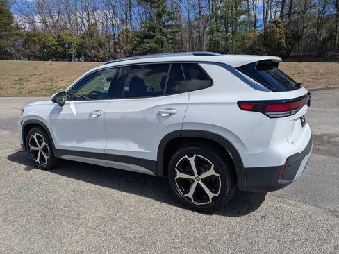 New 2026 Volkswagen Tiguan SE image 6