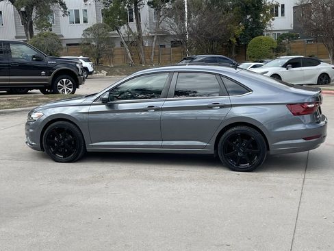 Used 2020 Volkswagen Jetta S image 3