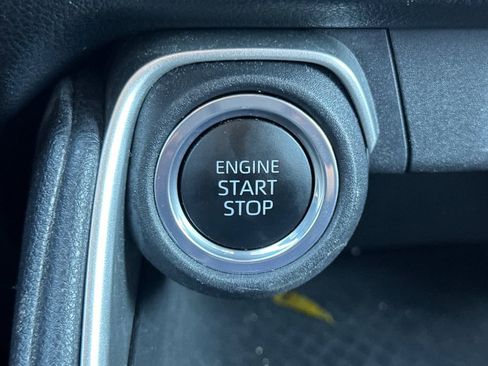 Used 2024 Toyota Grand Highlander XLE image 21