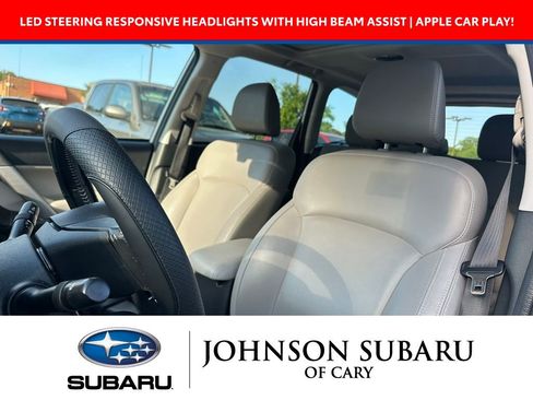 Used 2017 Subaru Forester 2.5i Limited AWD/4WD image 7