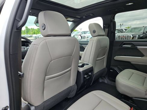 New 2026 GMC Acadia Elevation w/ Elevation Premium Package FWD image 25