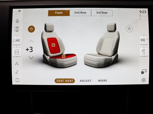 New 2025 Land Rover Range Rover Long Wheelbase SE image 13