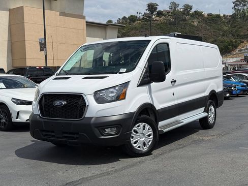 Used 2025 Ford Transit 250 Low Roof w/ Exterior Upgrade Package RWD image 2