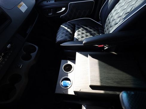 Used 2023 Mercedes-Benz Sprinter 3500 image 31