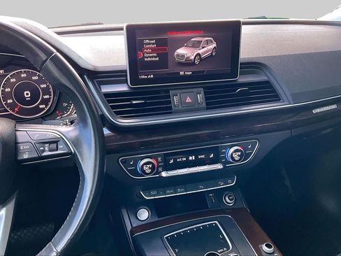 Used 2018 Audi Q5 2.0T Premium Plus w/ Premium Plus Package AWD/4WD image 7