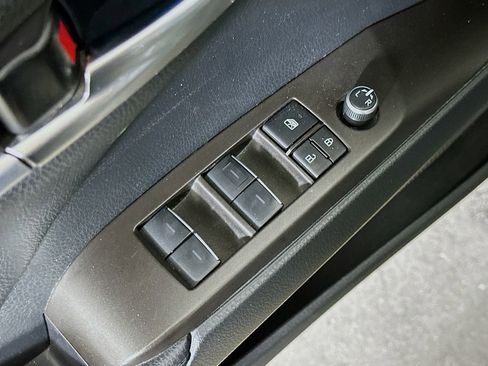 Used 2023 Toyota Camry XSE FWD image 20