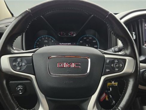 Used 2019 GMC Canyon SLE image 12