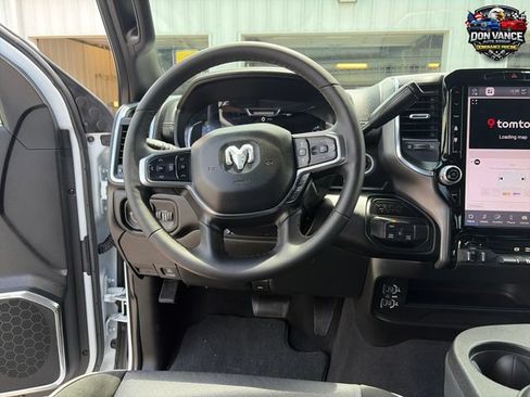 Used 2026 RAM 2500 Laramie AWD/4WD image 13