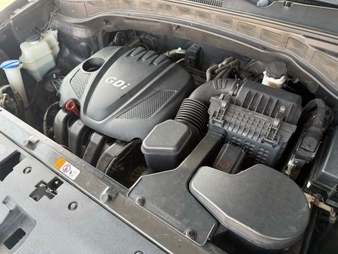 Used 2016 Hyundai Santa Fe Sport w/ Option Group 02 image 14