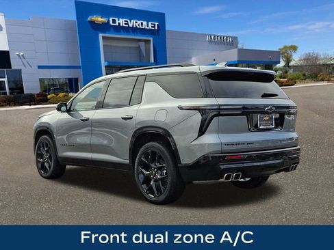 Used 2025 Chevrolet Traverse RS w/ LPO, Floor Liner Package image 6