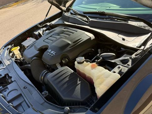 Used 2021 Chrysler 300 S image 27