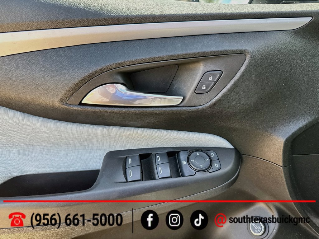 Used 2025 Buick Envista Sport Touring w/ Convenience II Package FWD image 10