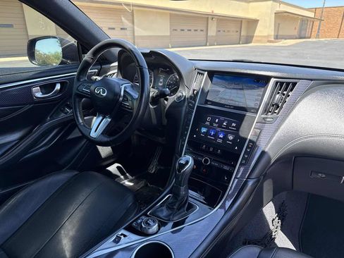 Used 2019 INFINITI Q60 Red Sport 400 w/ Cargo Package RWD image 18