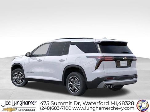 New 2026 Chevrolet Traverse LT w/ LPO, Floor Liner Package AWD/4WD image 3