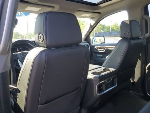Used 2023 GMC Sierra 1500 Denali w/ Denali Reserve Package AWD/4WD image 32