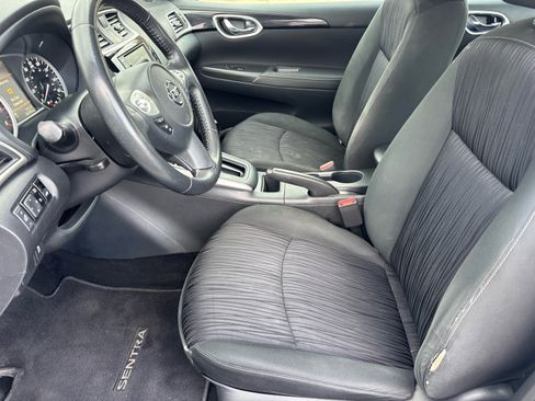 Used 2019 Nissan Sentra SV w/ Special Edition Package image 14