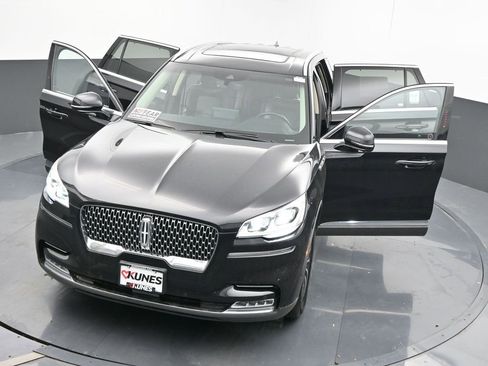 Used 2020 Lincoln Aviator Reserve w/ Equipment Group 201A image 54