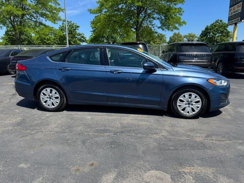 Used 2019 Ford Fusion S FWD image 7