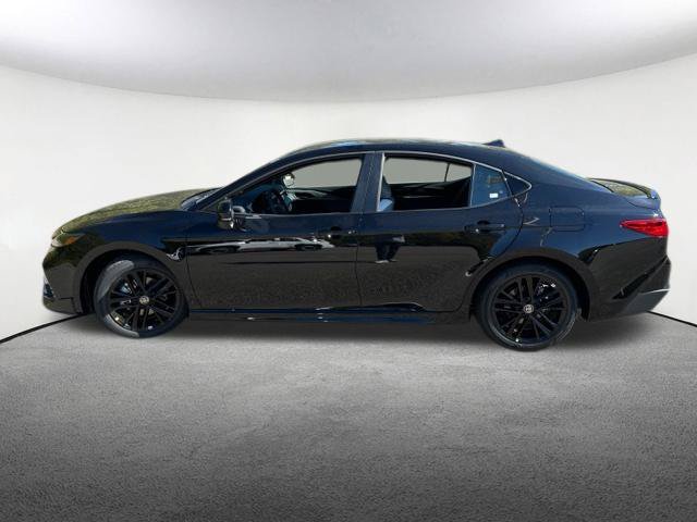 New 2026 Toyota Camry SE FWD image 6