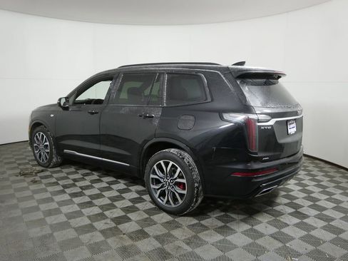 Used 2023 Cadillac XT6 Sport image 6