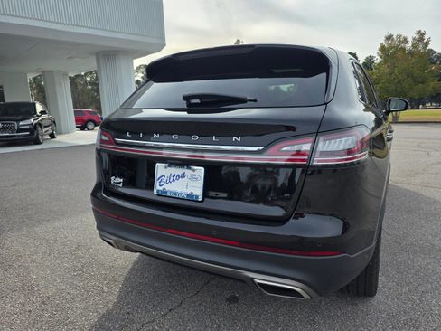 Used 2021 Lincoln Nautilus Reserve w/ Equipment Group 201A image 5