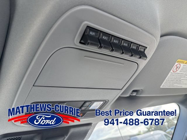New 2026 Ford F250 XL w/ XL Chrome Package RWD image 22