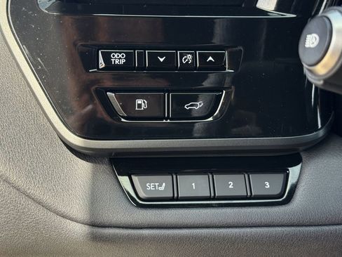 Used 2025 Lexus TX 500h AWD w/ Technology Package image 23