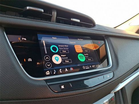 Used 2025 Cadillac XT5 Premium Luxury image 25