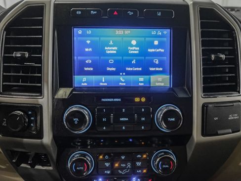 Used 2020 Ford F250 Lariat w/ Lariat Value Package AWD/4WD image 26