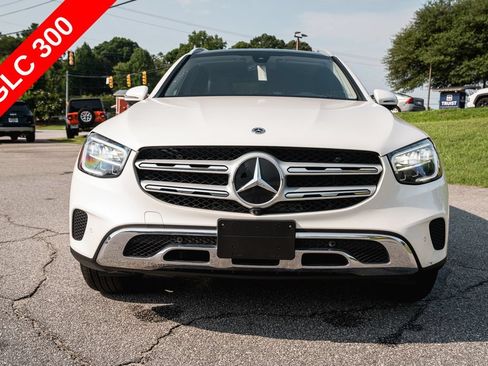 Used 2021 Mercedes-Benz GLC 300 image 2
