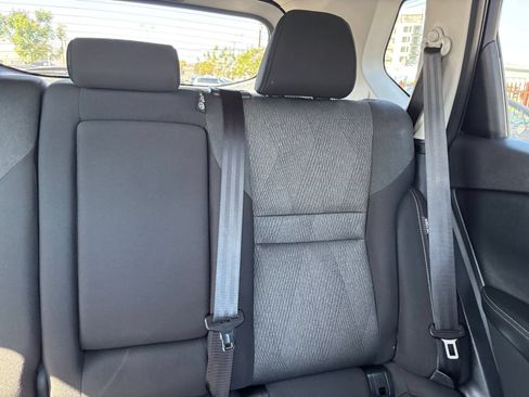 Used 2025 Nissan Rogue SV FWD image 39