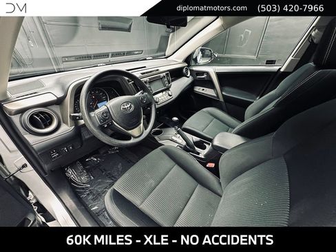 Used 2014 Toyota RAV4 XLE FWD image 17