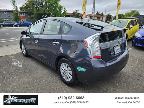 Used 2015 Toyota Prius Prime Advanced image 5