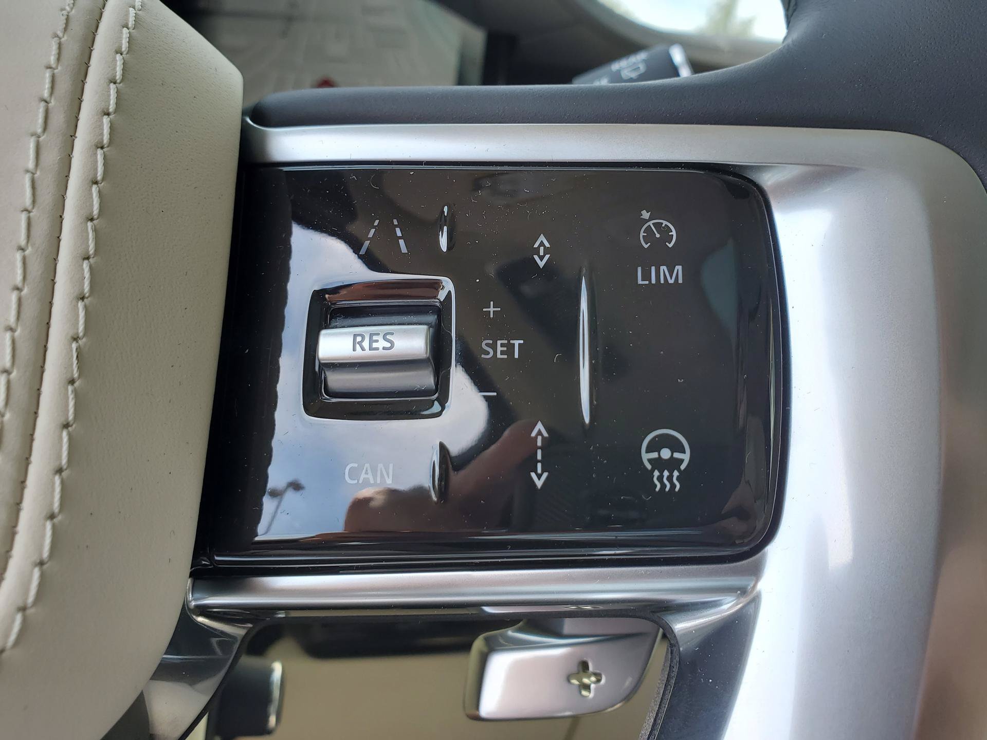 New 2026 Land Rover Range Rover SE AWD/4WD image 24